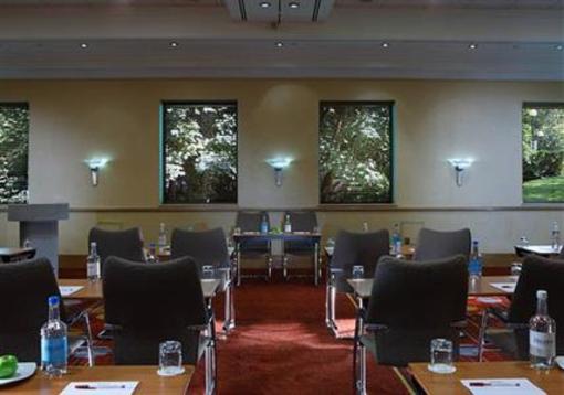 фото отеля Marriott Swindon Hotel