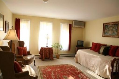 фото отеля Thornewood Inn