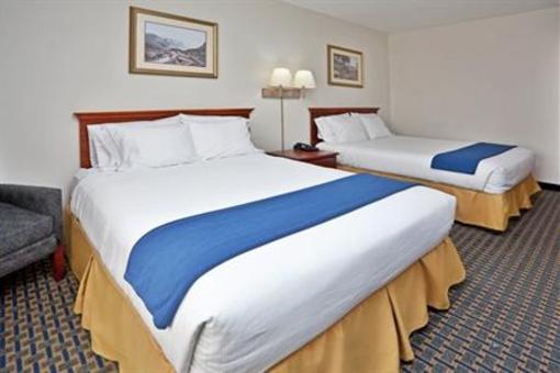 фото отеля Holiday Inn Express Wilson Downtown