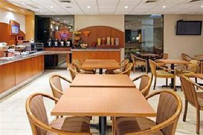фото отеля Holiday Inn Express Concepcion