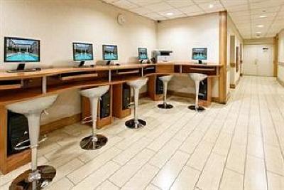 фото отеля Holiday Inn Express Concepcion