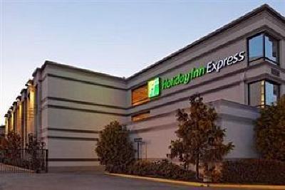 фото отеля Holiday Inn Express Concepcion