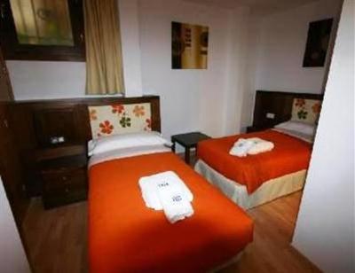 фото отеля Al-Andalus Apartments Rodrigo