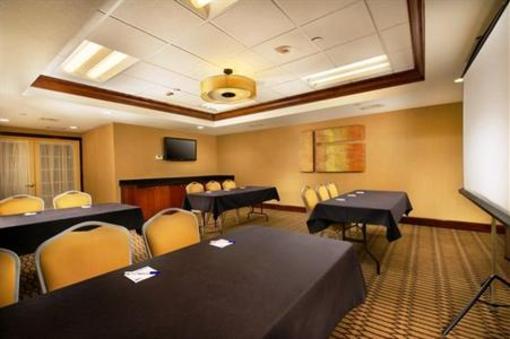 фото отеля Holiday Inn Express & Suites Manassas