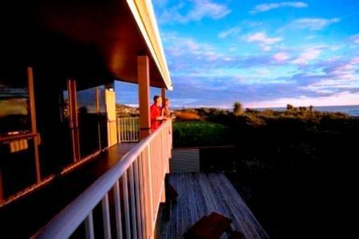 фото отеля Greymouth Seaside Top 10 Holiday Park