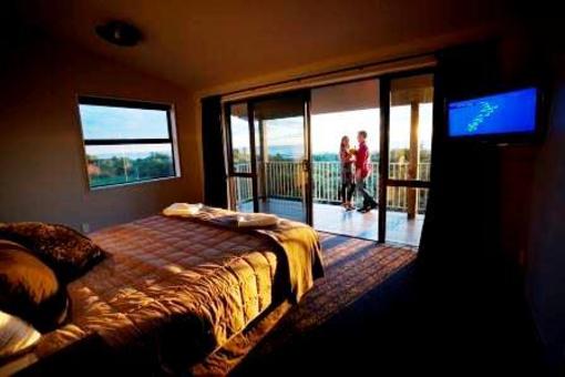 фото отеля Greymouth Seaside Top 10 Holiday Park