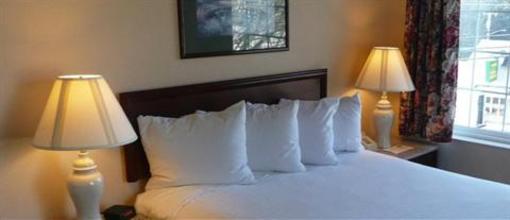 фото отеля Ashley Inn and Suites