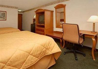 фото отеля Comfort Inn & Suites University South Ann Arbor