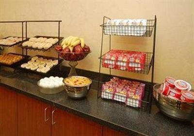 фото отеля Comfort Inn & Suites University South Ann Arbor