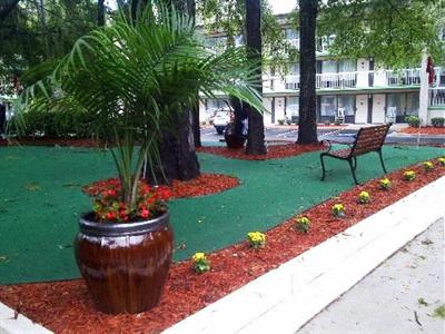 фото отеля Quality Inn & Suites Hilton Head