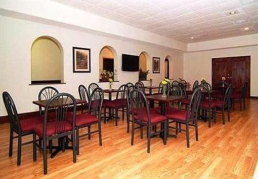 фото отеля Quality Inn & Suites Hilton Head