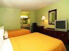 фото отеля Quality Inn & Suites Hilton Head