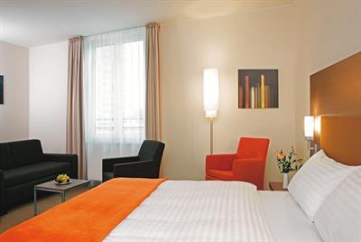 фото отеля InterCityHotel Essen