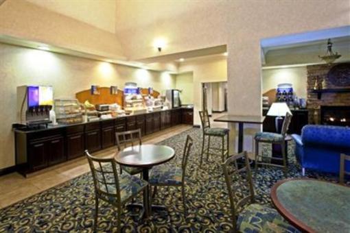 фото отеля Holiday Inn Express Hotel & Suites Frankfort
