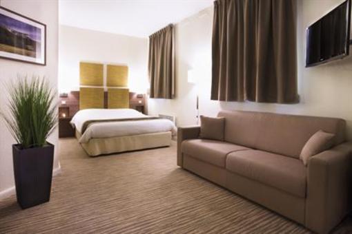фото отеля Hotel et Residence Curial