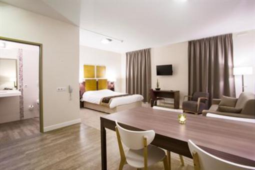 фото отеля Hotel et Residence Curial