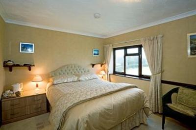 фото отеля Bryn-y-ddafad Guest House Cowbridge