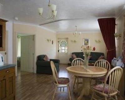 фото отеля Bryn-y-ddafad Guest House Cowbridge