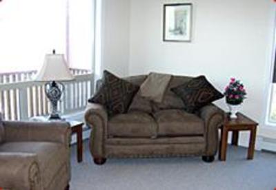 фото отеля Anchorage Uptown Suites