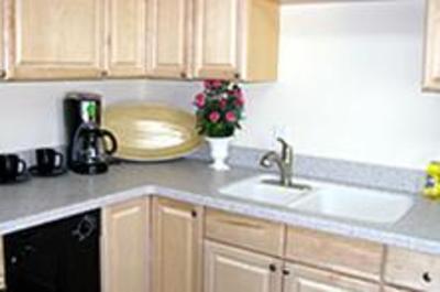 фото отеля Anchorage Uptown Suites