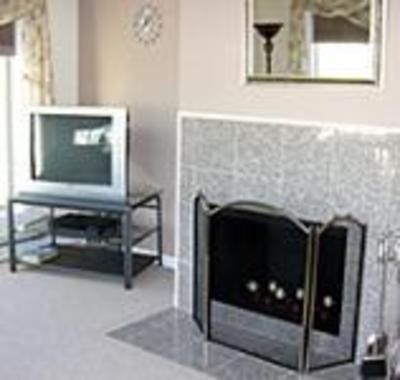 фото отеля Anchorage Uptown Suites