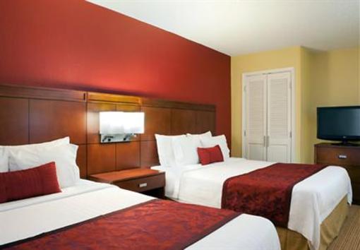 фото отеля Courtyard by Mariott Atlanta Airport North