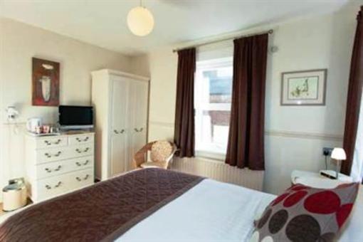 фото отеля Caledonia Guest House Penrith