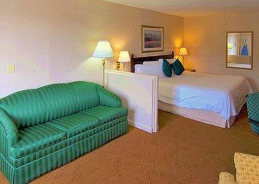 фото отеля Econo Lodge at Ft. Benning