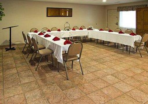 фото отеля Econo Lodge at Ft. Benning