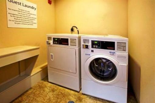 фото отеля Holiday Inn Express Hotel & Suites Kingsville