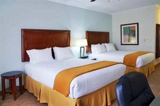 фото отеля Holiday Inn Express Lufkin South