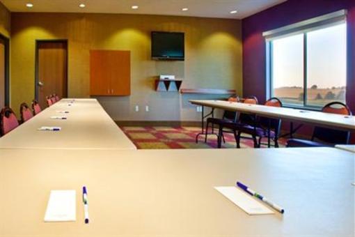 фото отеля Holiday Inn Express Sioux Center