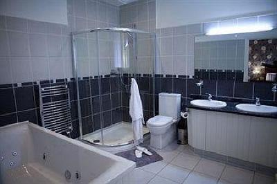 фото отеля Clonea Strand Hotel