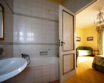 фото отеля Bed and Breakfast Riviera di Chiaia