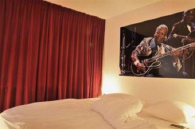 фото отеля Tralala Hotel Montreux