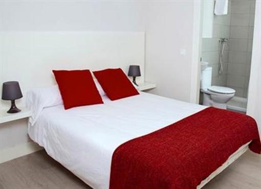 фото отеля 8 Rooms Madrid Madrid