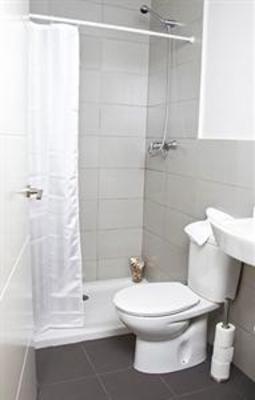фото отеля 8 Rooms Madrid Madrid