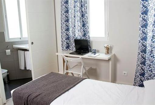 фото отеля 8 Rooms Madrid Madrid