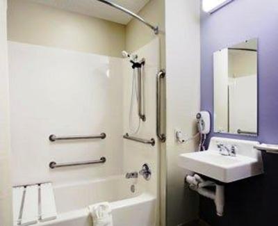 фото отеля Microtel Inn and Suites Baton Rouge