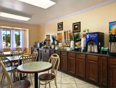 фото отеля Microtel Inn and Suites Baton Rouge