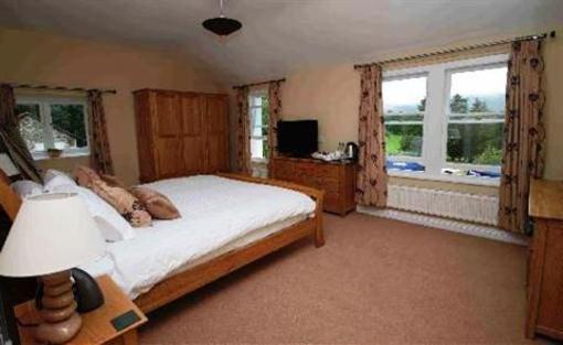 фото отеля Ravenstone Lodge