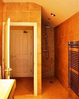 фото отеля Ravenstone Lodge