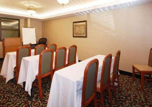 фото отеля Comfort Inn & Suites South Hill