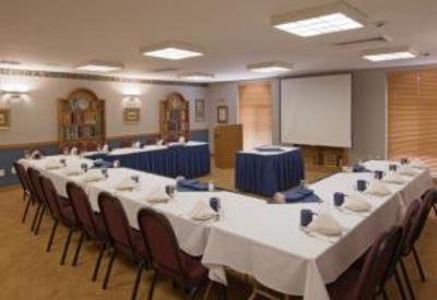 фото отеля BEST WESTERN Plus Hilltop Inn