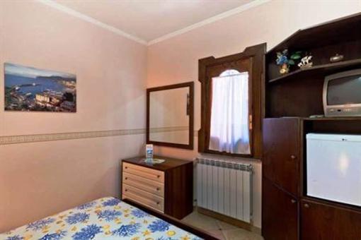 фото отеля La Maison De Titty Hotel Piano di Sorrento