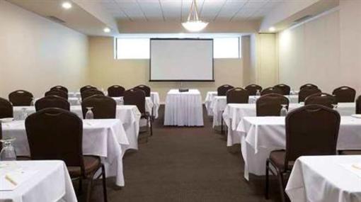 фото отеля DoubleTree by Hilton Binghamton
