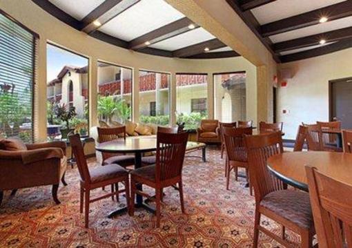 фото отеля MainStay Suites Tampa
