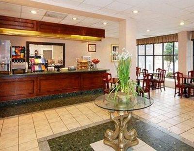 фото отеля Comfort Inn Downtown South at Turner Field
