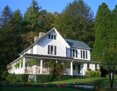 фото отеля Lovill House Inn - Bed and Breakfast