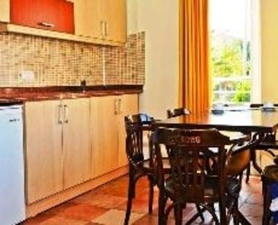 фото отеля Irem Apartments
